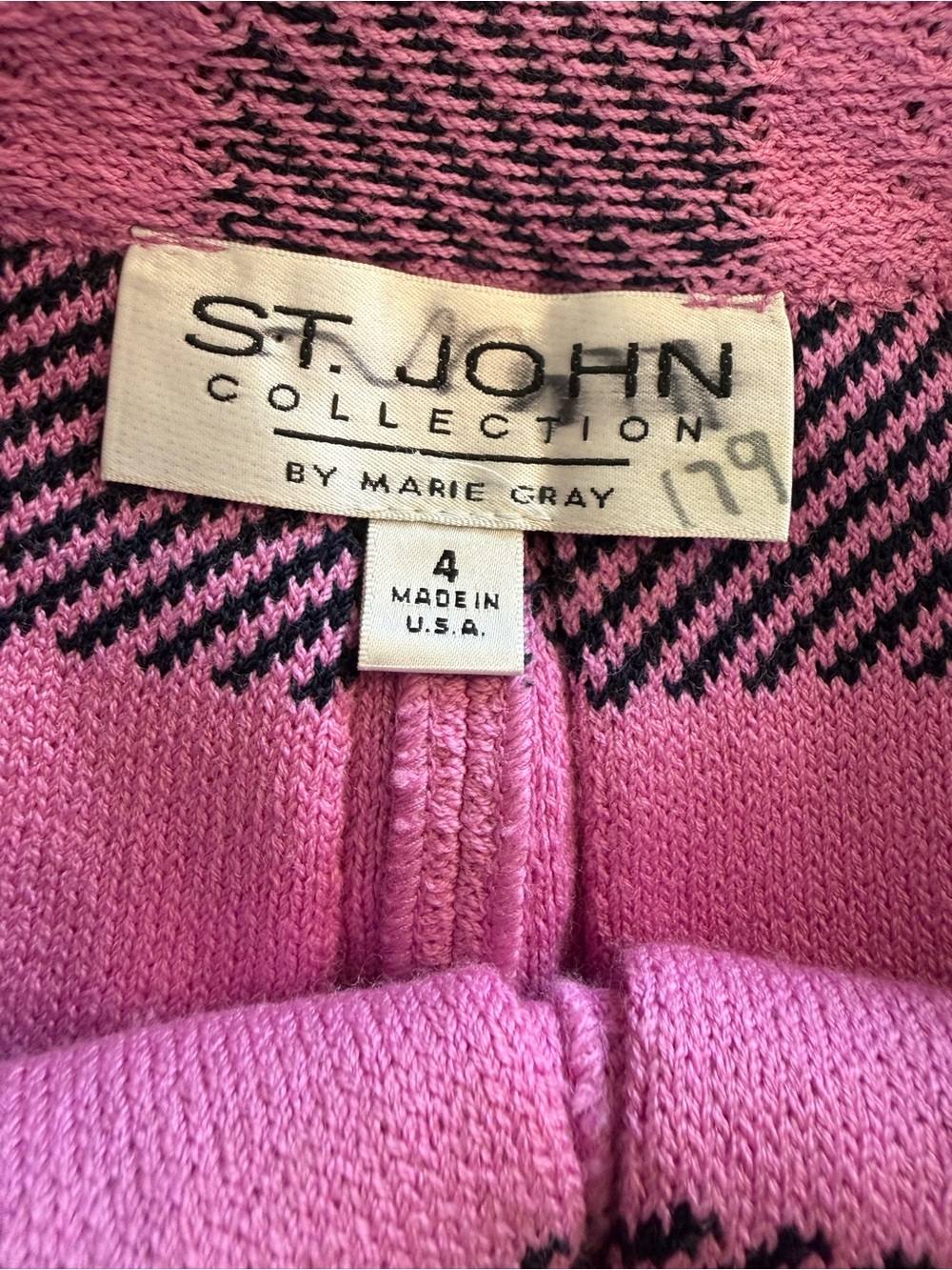 St. John Knit Collection Marie Gray Pink Pleated Skirt 4 Small skater - Picture 7 of 7